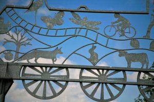 Photo Paul Miles Greentraveller Entrance to Strawberry Line at Yatton Station
